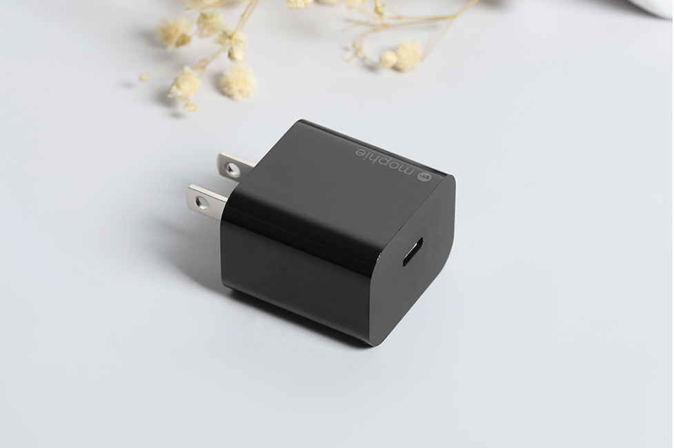 Củ sạc Mophie PD 20W USB-C - Chính hãng