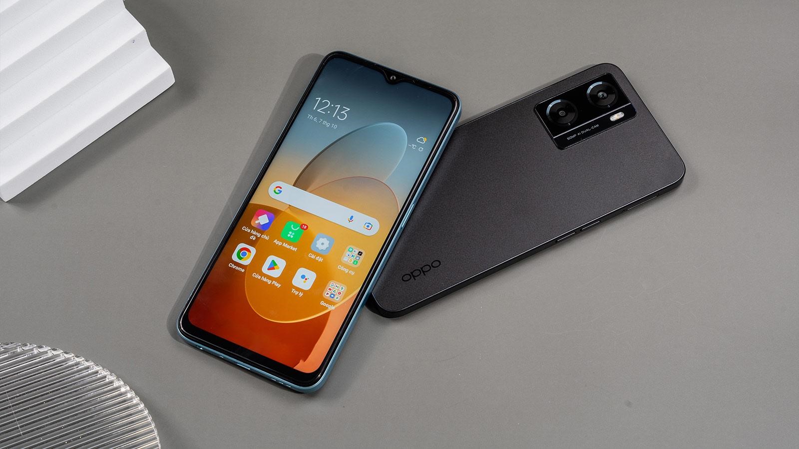 Điện thoại OPPO 77s.