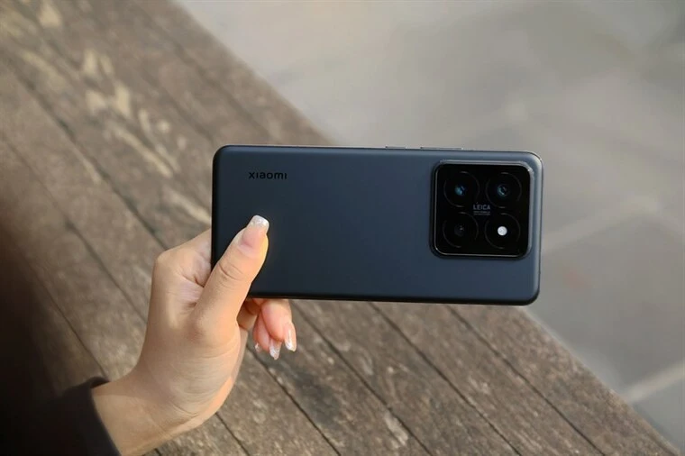 Xiaomi 14 Thiết kế đẳng cấp và công nghệ tiên tiến.