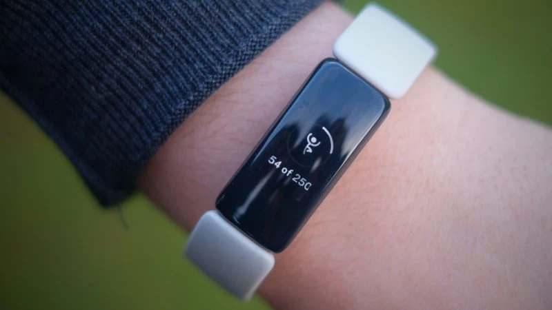 Fitbit Inspire là một sự lựa chọn hoàn hảo cho những người mới bắt đầu hành trình chăm sóc sức khỏe của mình Fitbit Inspire là một sự lựa chọn hoàn hảo cho những người mới bắt đầu hành trình chăm sóc sức khỏe của mình