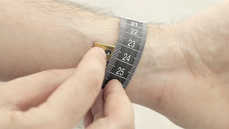 Cách chọn kích thước Apple Watch phù hợp cổ tay