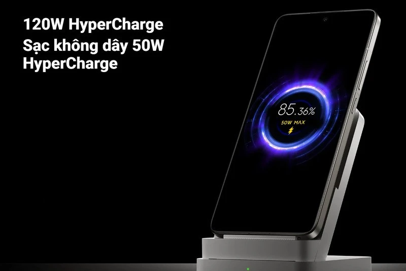 Cả Xiaomi 14T và 14 Ultra đều sở hữu viên pin 5000mAh, tự tin đáp ứng nhu cầu sử dụng cơ bản trong suốt một ngày dài Cả Xiaomi 14T và 14 Ultra đều sở hữu viên pin 5000mAh, tự tin đáp ứng nhu cầu sử dụng cơ bản trong suốt một ngày dài