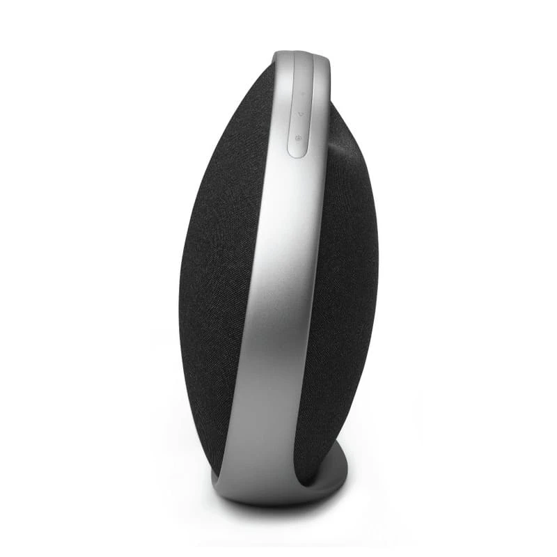 Loa Harman Kardon Onyx Studio 9 được thiết kế với hình tròn độc đáo, tạo nên dấu ấn đặc trưng của dòng loa này Loa Harman Kardon Onyx Studio 9 được thiết kế với hình tròn độc đáo, tạo nên dấu ấn đặc trưng của dòng loa này