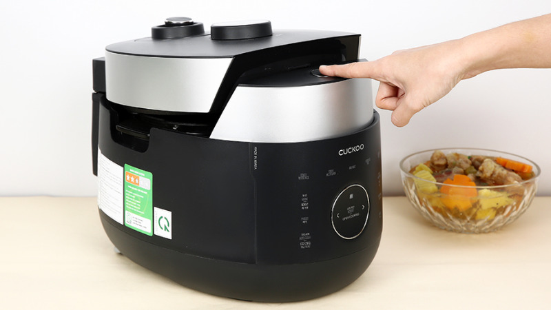 Phân khúc nồi cơm chất lượng cao.