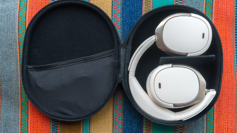 Tai nghe Edifier Over-Ear & On-Ear Series.