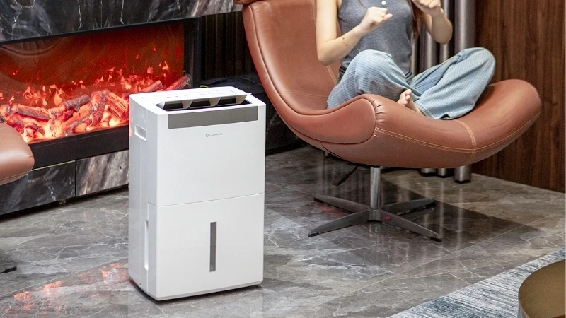 Máy hút ẩm thông minh kiêm lọc không khí LUMIAS D6S-30L là thiết bị cao cấp với công suất hút ẩm lên đến 30L/ngày Máy hút ẩm thông minh kiêm lọc không khí LUMIAS D6S-30L là thiết bị cao cấp với công suất hút ẩm lên đến 30L/ngày