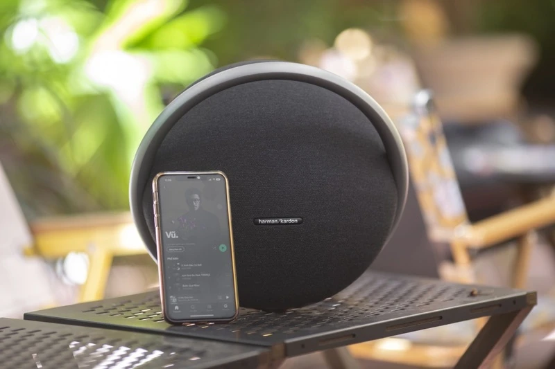 Harman Kardon Onyx Studio 7. Harman Kardon Onyx Studio 7.