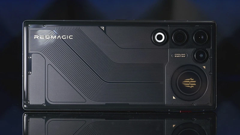 Thiết bị chuyên nghiệp phục vụ tác vụ gaming. Thiết bị chuyên nghiệp phục vụ tác vụ gaming.